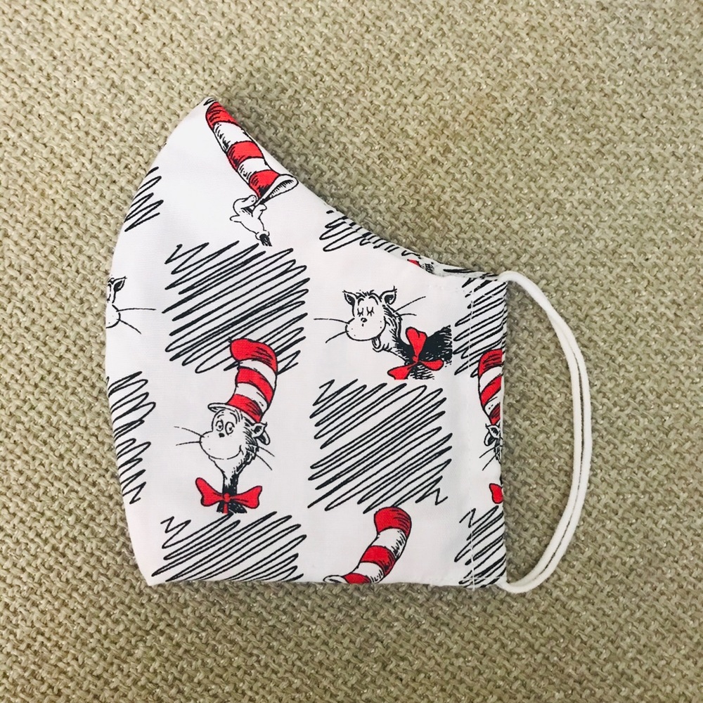 Cat in the hat face mask with filters